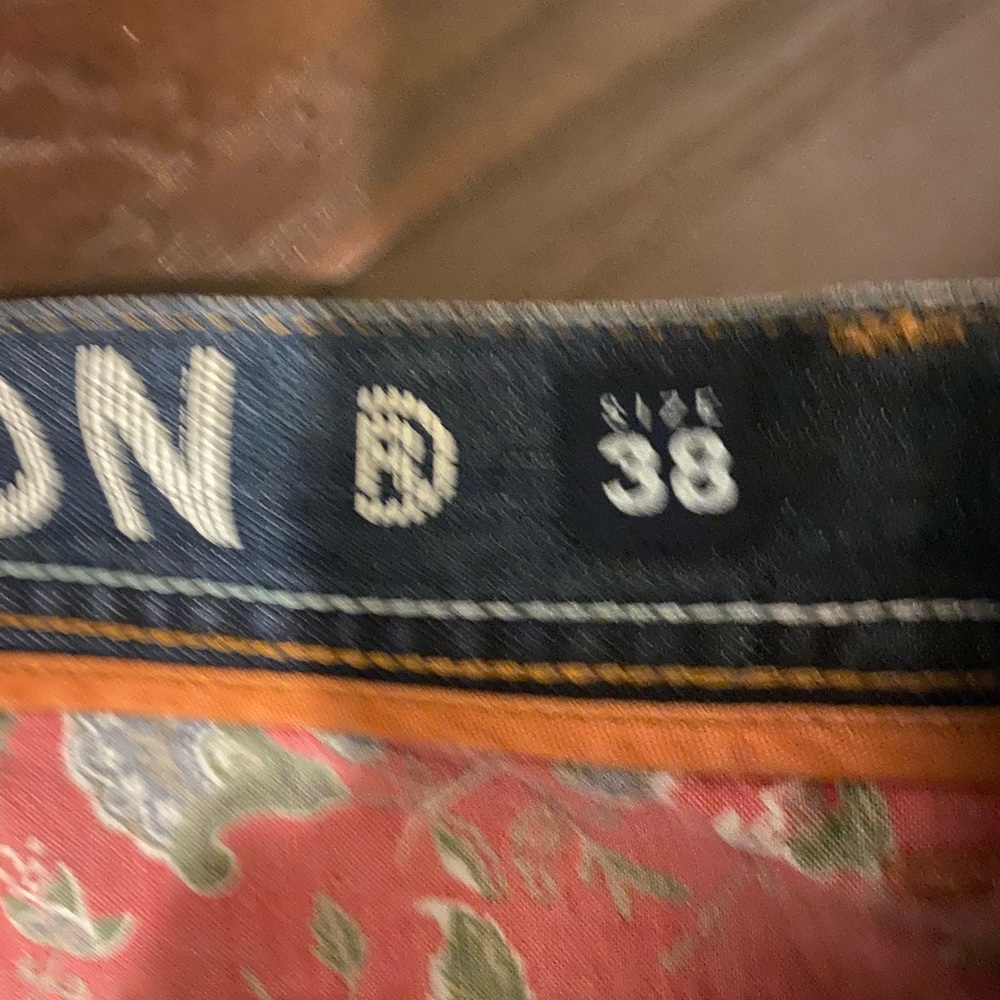 Jeans - Picture 5 of 5